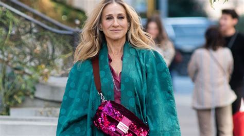 carrie bradshaw fendi purse|carrie bradshaw handbag collection.